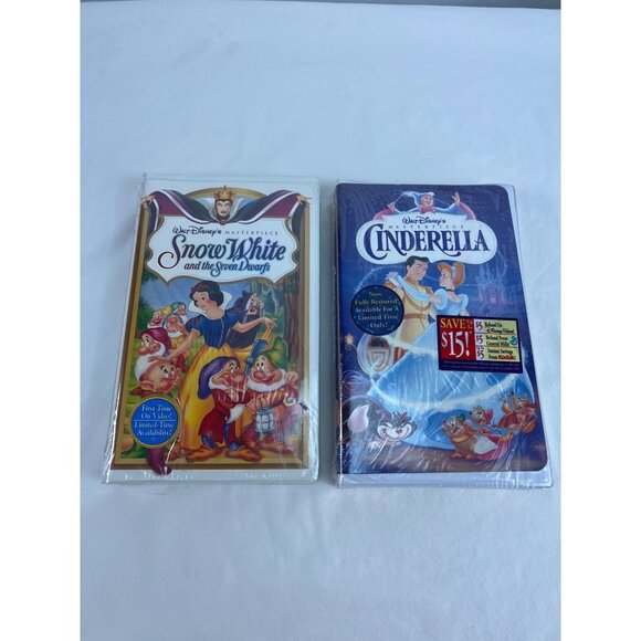 Disney Masterpiece VHS Snow White & The Seven Dwarfs & Cinderella Sealed Collect - Picture 1 of 7